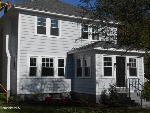 50 Easton Ave, Pittsfield, MA 01201