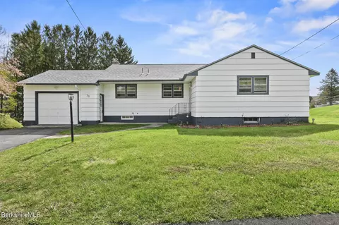 35 Deborah Ave, Pittsfield, MA 01201