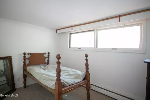207-209 Main St, Becket, MA 01223 photo 8
