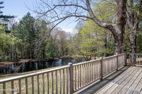 207-209 Main St, Becket, MA 01223 photo 7