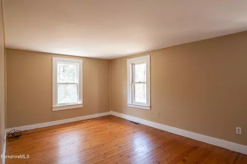 207-209 Main St, Becket, MA 01223 photo 20