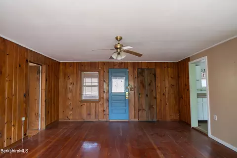 207-209 Main St, Becket, MA 01223 photo 17