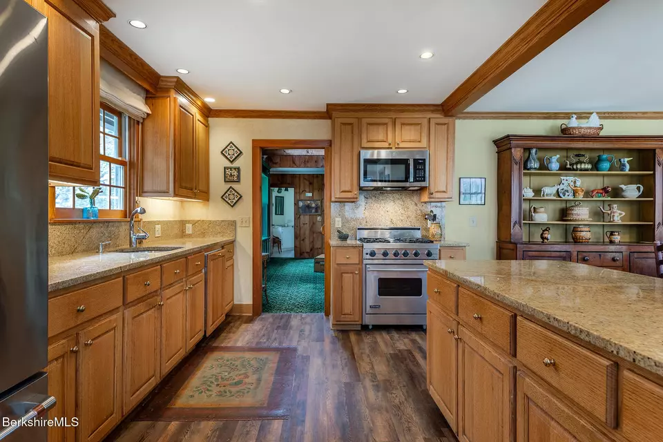 Kitchen - 92 Old Colebrook Rd, Colebrook, CT 06021 photo 1 of 4