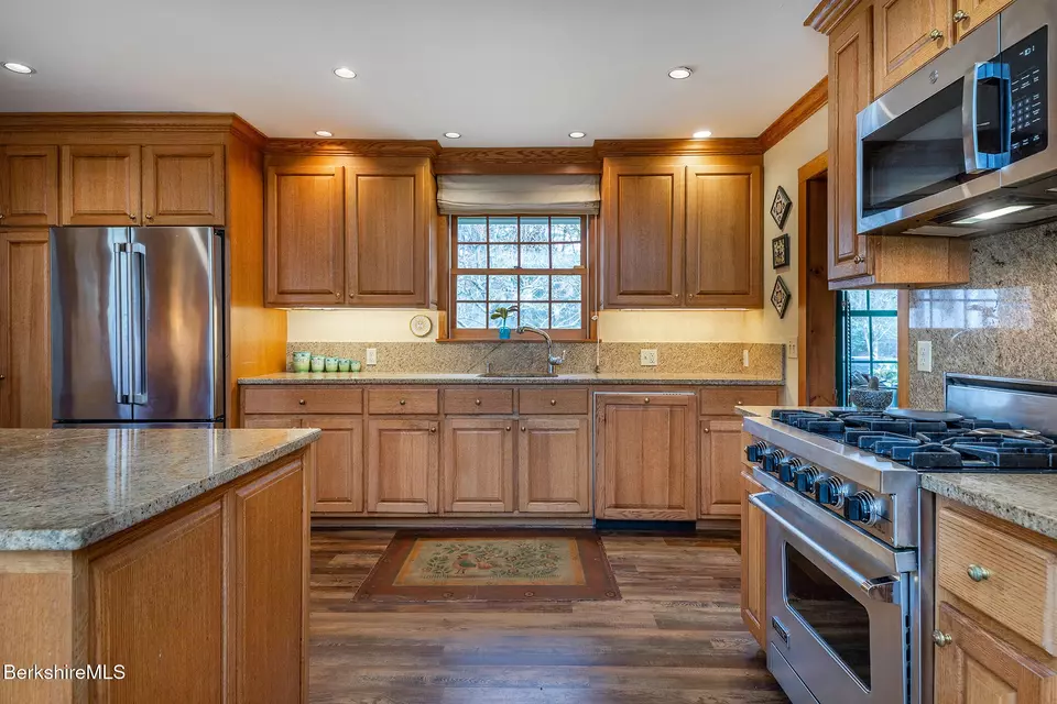 Kitchen - 92 Old Colebrook Rd, Colebrook, CT 06021 photo 3 of 4