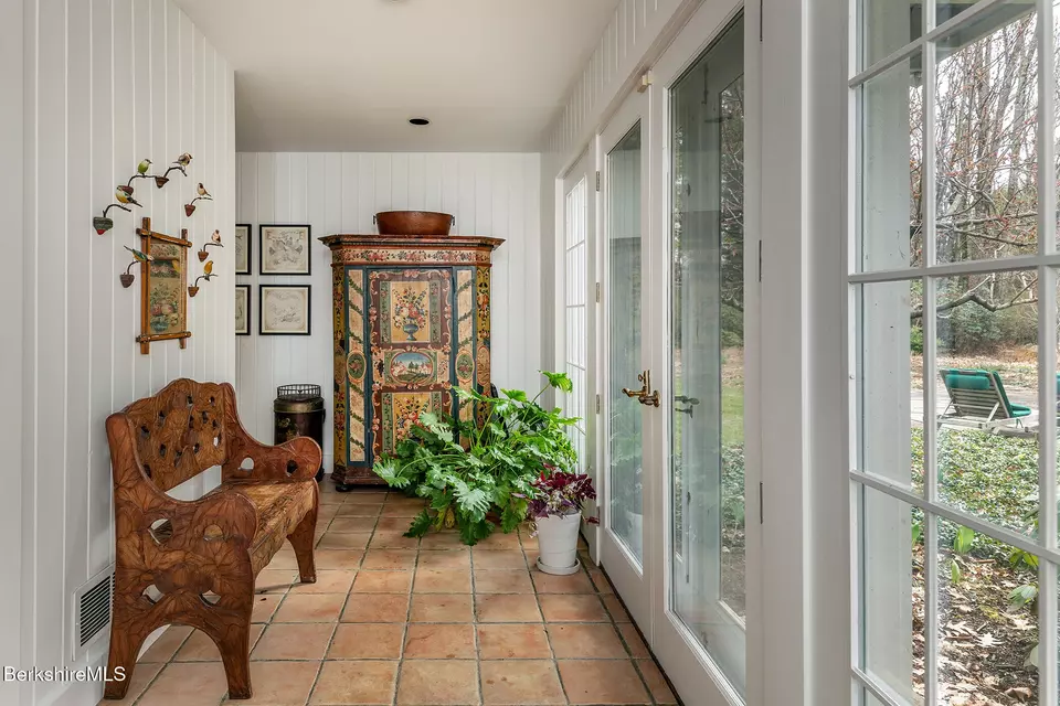 Entry Way - 92 Old Colebrook Rd, Colebrook, CT 06021 photo 3 of 3