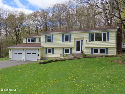 485 N Houghton St, Clarksburg, MA 01247