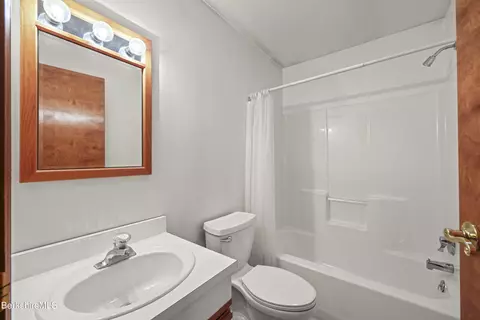 470 Peru Rd, Windsor, MA 01270 photo 24