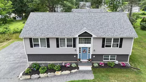 11 Bangor St, Lanesborough, MA 01237