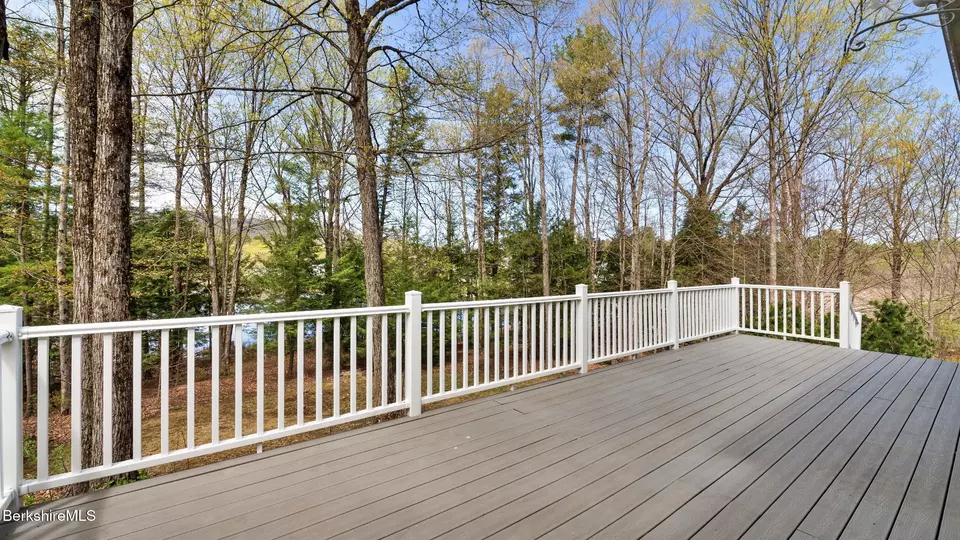 Exterior - 7 Cedar Ln, Lenox, MA 01240 photo 1 of 3