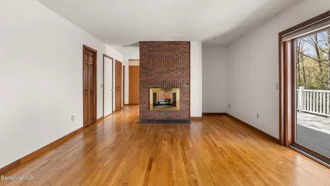 7 Cedar Ln, Lenox, MA 01240 photo 13