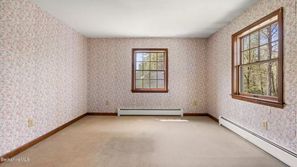 Bedroom - 7 Cedar Ln, Lenox, MA 01240 photo 4 of 7