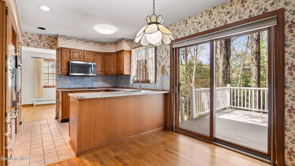 Kitchen - 7 Cedar Ln, Lenox, MA 01240 photo 4 of 5