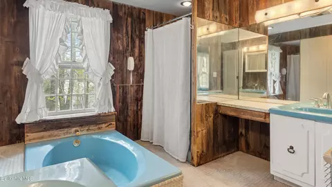 Bath - 6 Tyringham Rd, Monterey, MA 01245 photo 1 of 2