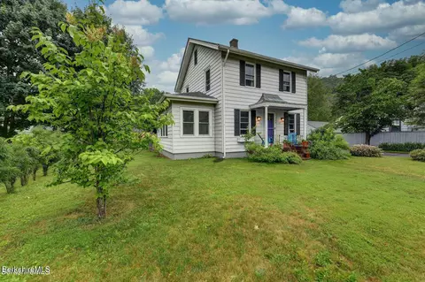 242 State Rd, Great Barrington, MA 01230