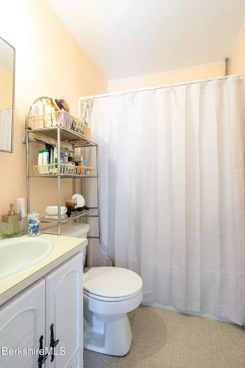567 S Main St, Sheffield, MA 01257 photo 43