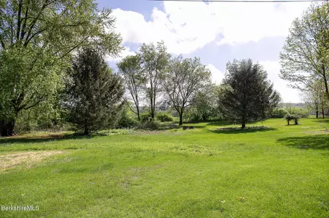 567 S Main St, Sheffield, MA 01257 photo 15