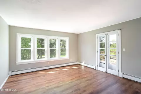 567 S Main St, Sheffield, MA 01257 photo 25