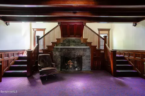 567 S Main St, Sheffield, MA 01257 photo 17