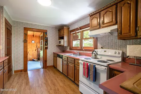 567 S Main St, Sheffield, MA 01257 photo 63