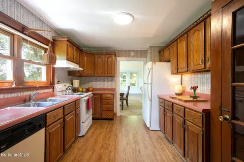 567 S Main St, Sheffield, MA 01257 photo 64