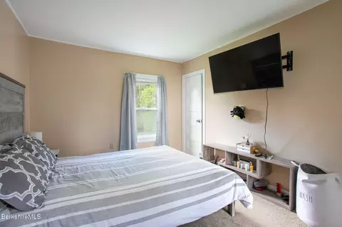 567 S Main St, Sheffield, MA 01257 photo 44
