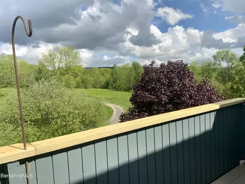 9 Rolling #5, Lenox, MA 01240