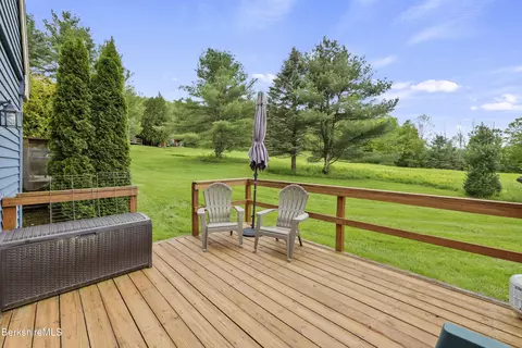 Exterior - 94 Corey Rd #D, Hancock, MA 01237 photo 5 of 12