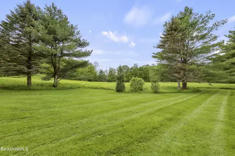 Exterior - 94 Corey Rd #D, Hancock, MA 01237 photo 8 of 12