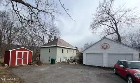 23-25 Laurel Ave, North Adams, MA 01247