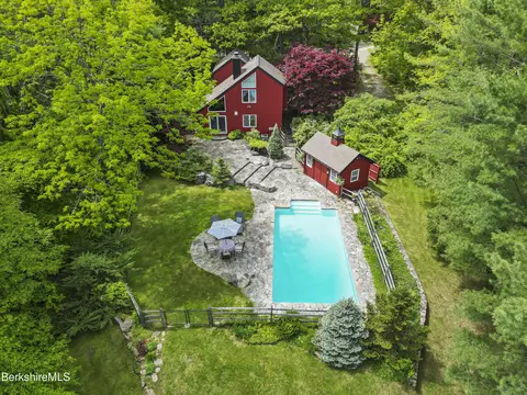 171 Lake Shore Dr, Otis, MA 01253