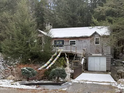 213 Brodie Mountain Rd, Hancock, MA 01237