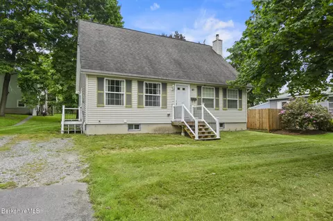 97 Dorchester Ave, Pittsfield, MA 01201