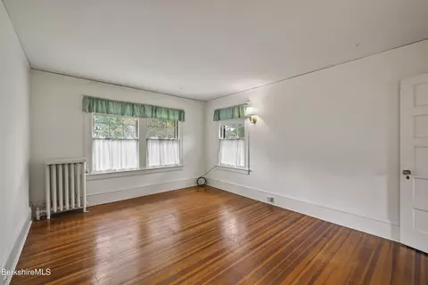 11 Laflin Ter, Pittsfield, MA 01201 photo 28