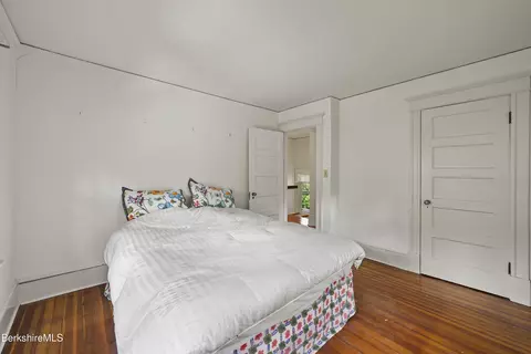 11 Laflin Ter, Pittsfield, MA 01201 photo 31