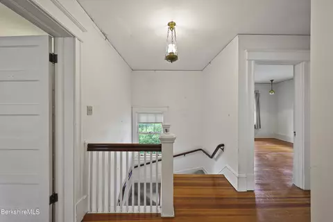 11 Laflin Ter, Pittsfield, MA 01201 photo 26