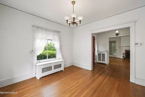 11 Laflin Ter, Pittsfield, MA 01201 photo 14