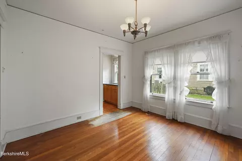 11 Laflin Ter, Pittsfield, MA 01201 photo 16