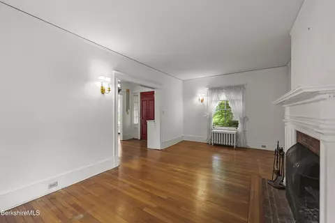 11 Laflin Ter, Pittsfield, MA 01201 photo 10