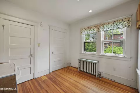 11 Laflin Ter, Pittsfield, MA 01201 photo 22