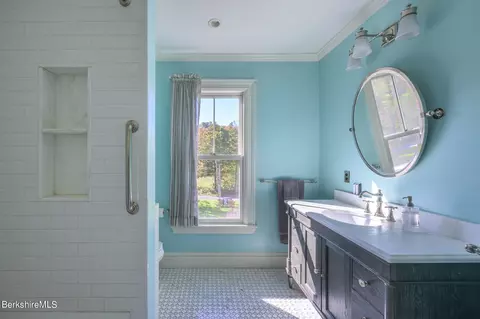 Bath - 38 Taconic Ave, Lenox, MA 01240 photo 4 of 4