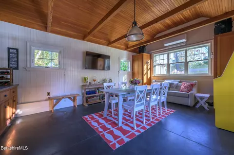 Dining - 38 Taconic Ave, Lenox, MA 01240 photo 6 of 7