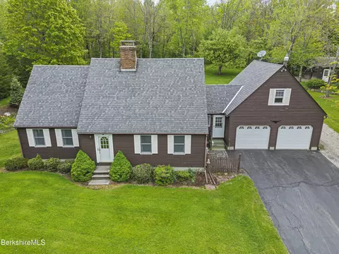 64 Blotz Rd, Washington, MA 01223