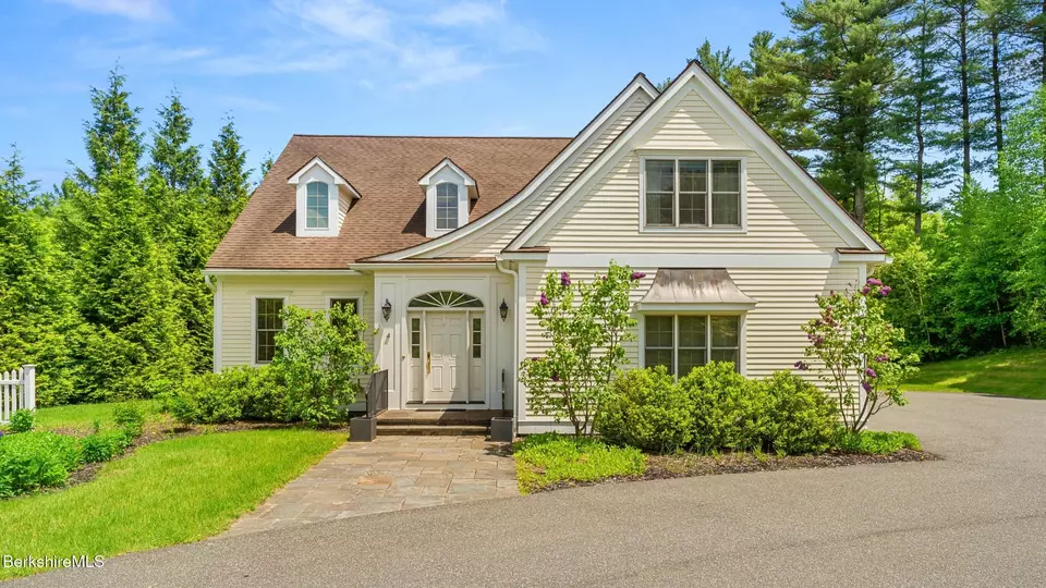 Exterior - 4 Stoneledge Rd, Lenox, MA 01240 photo 1 of 10