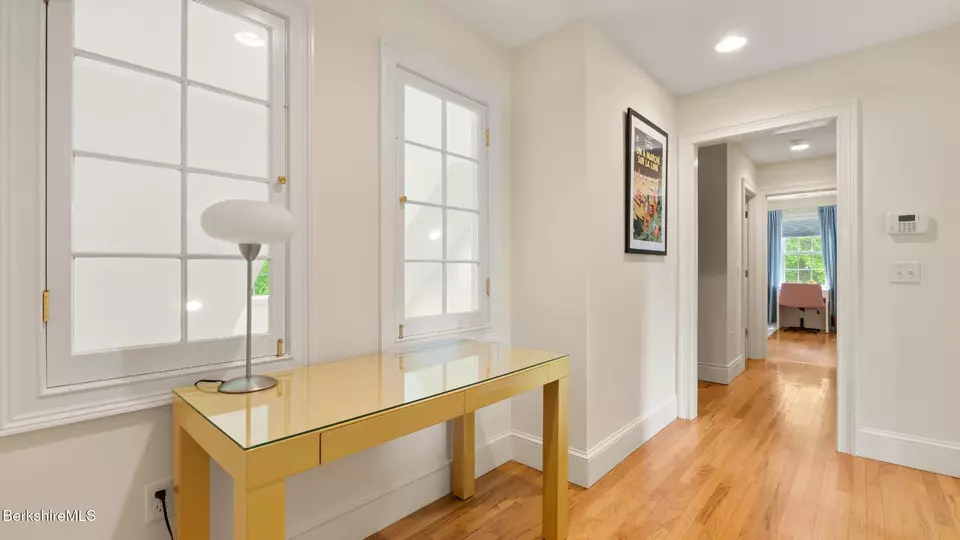 Entry Way - 4 Stoneledge Rd, Lenox, MA 01240 photo 2 of 2