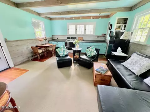 170 Main St, Lenox, MA 01240 photo 8
