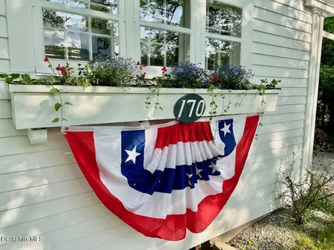 170 Main St, Lenox, MA 01240 photo 5