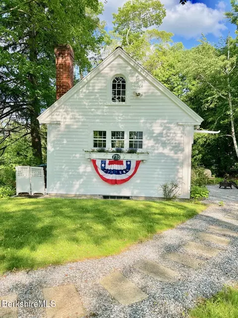 170 Main St, Lenox, MA 01240 photo 3