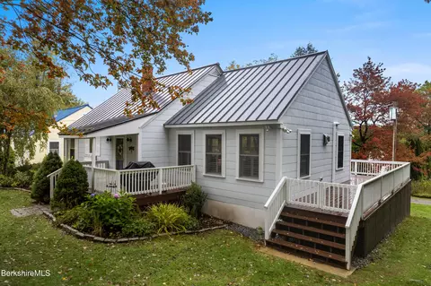 64 Pine Grove Rdg, Otis, MA 01253