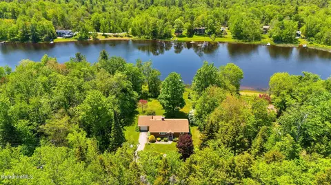 312 E Long Bow Ln, Becket, MA 01223