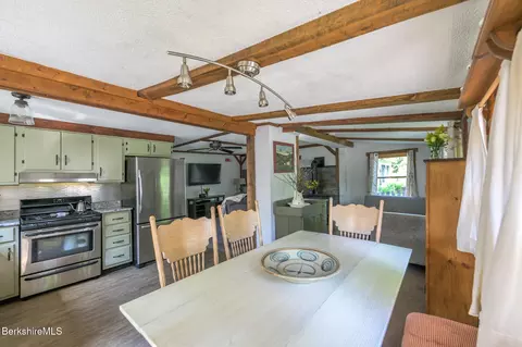 13 Pine Rd, Richmond, MA 01254 photo 11